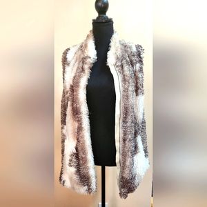 Cabi | Faux Fur | Zipper Vest